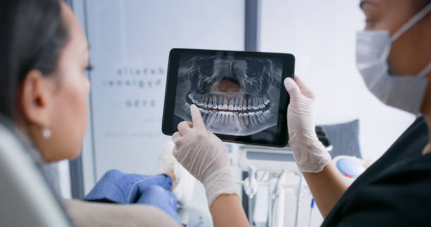 Licensed Tooth Extraction service in Livonia, MI - Smile Center Dentistry